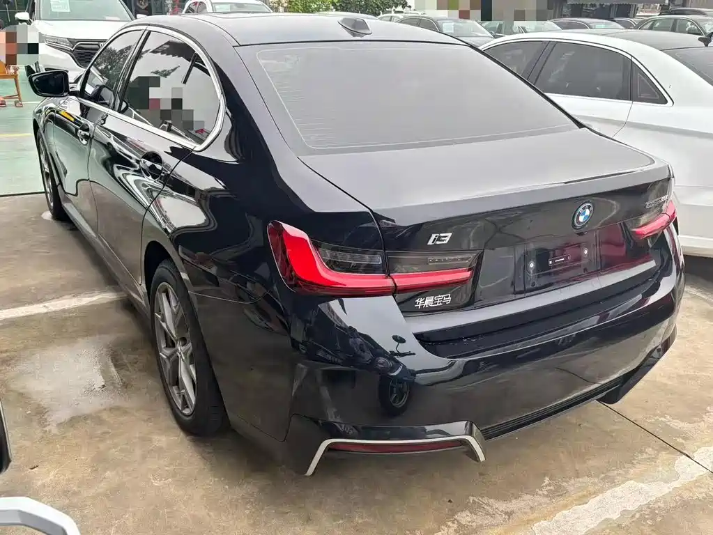BMW i3 2025 — фото 11