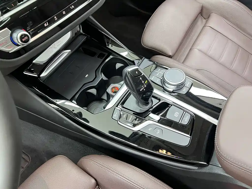 BMW X3 2019 — фото 14