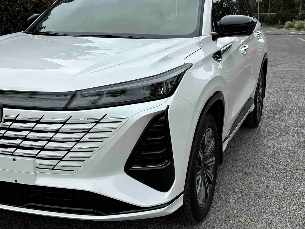 Changan CS75PLUS 2024 — фото 16