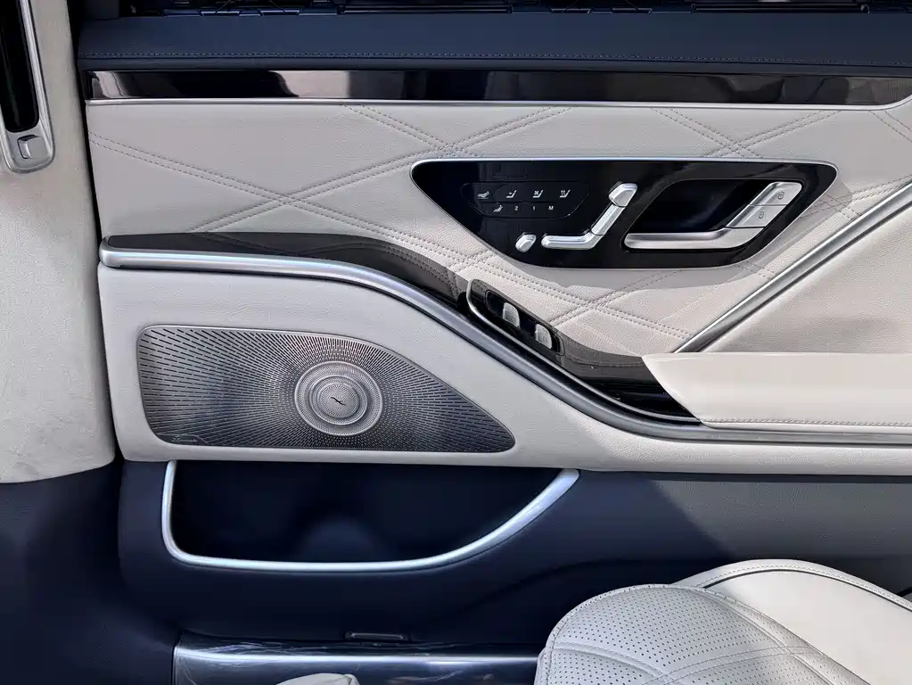 Mercedes-Benz S-Class 2024 — фото 19