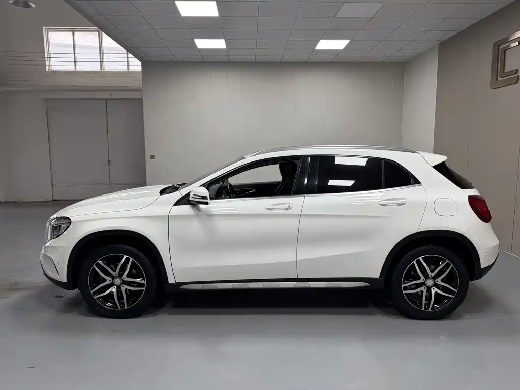 Mercedes-Benz GLA 2017 — фото 7