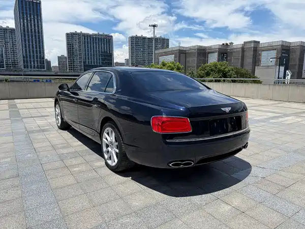 Bentley Flying Spur 2018