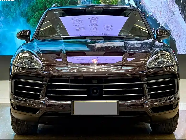 Porsche Cayenne Hybrid 2020 — фото 2