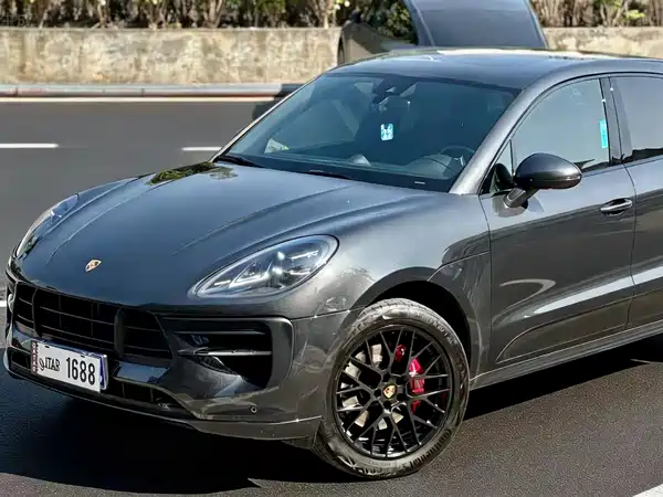 Porsche Macan 2020