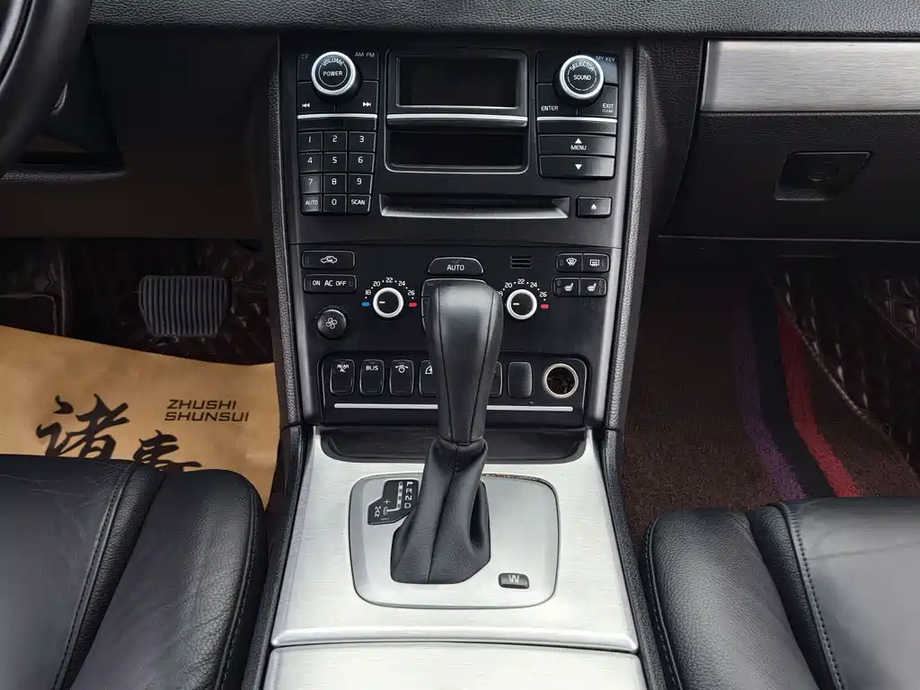 Volvo XC Classic 2016 — фото 11