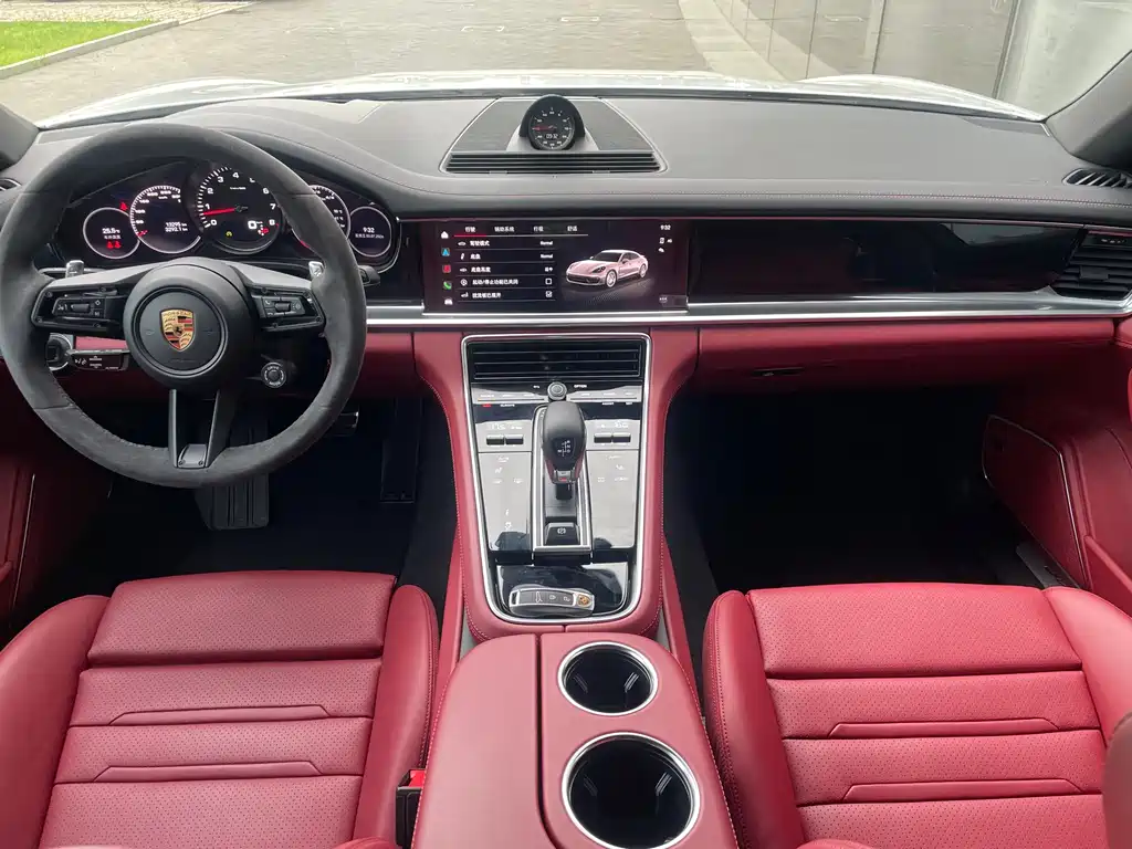 Porsche Panamera 2023 — фото 10