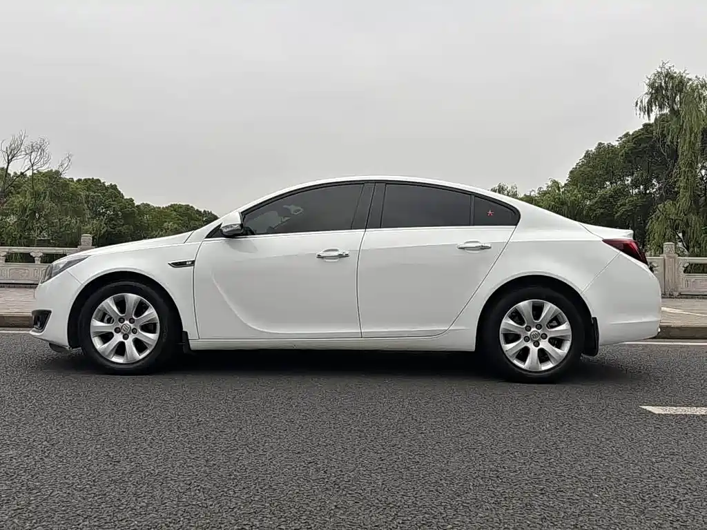 Buick Regal 2014 — фото 4