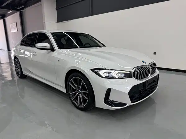 BMW 3 Series 2023