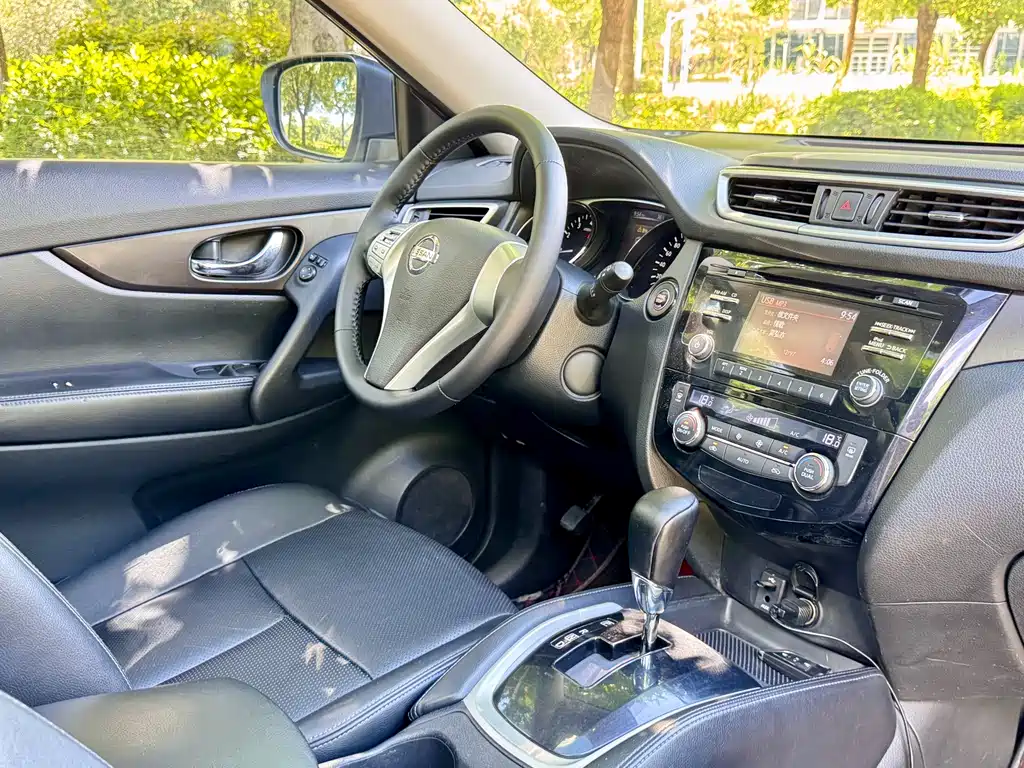 Nissan X-Trail 2014