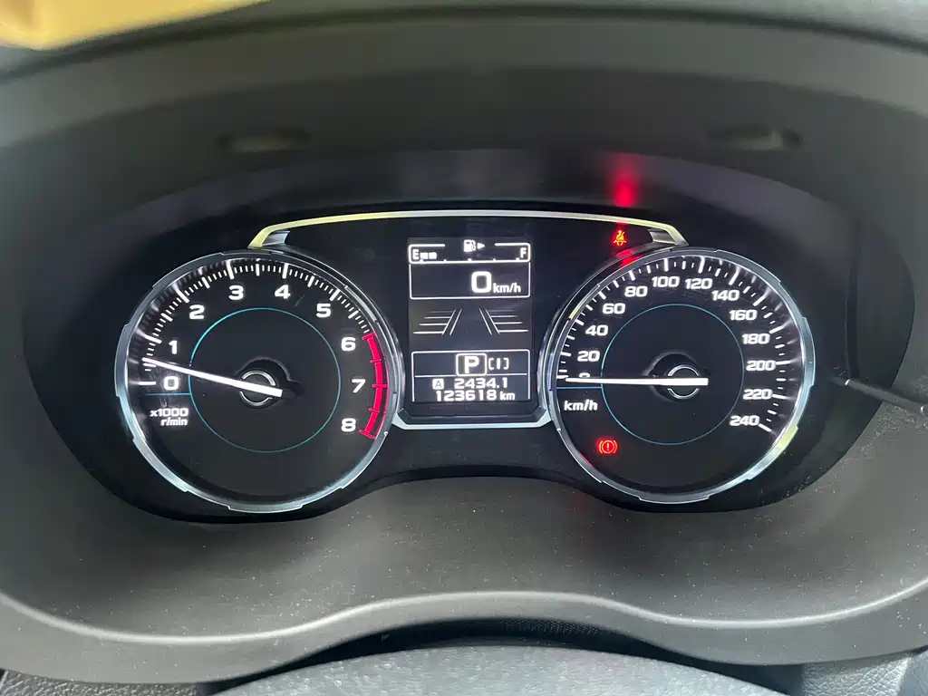 Subaru Forester 2018 — фото 19