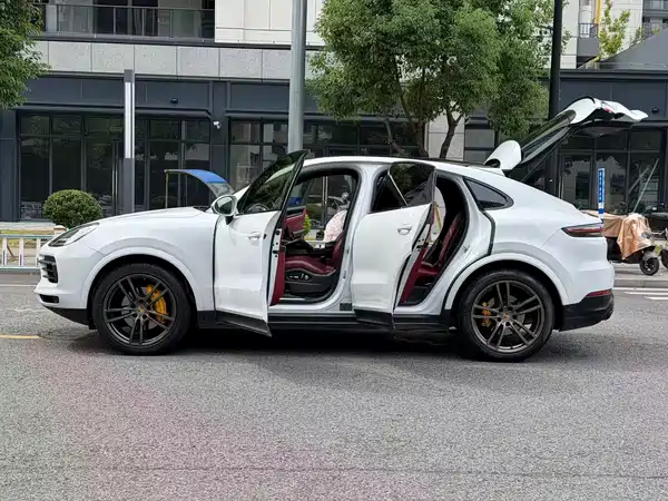 Porsche Cayenne 2020