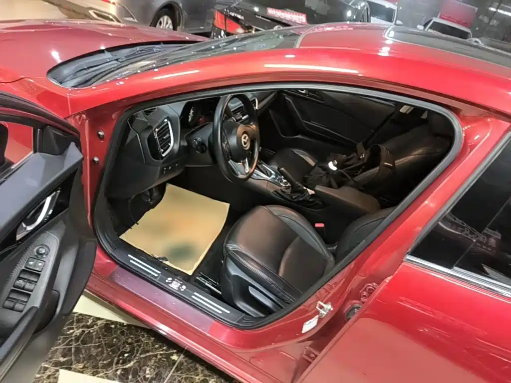 Mazda 3 Angkesela 2015 — фото 16