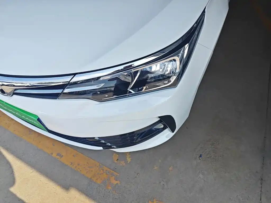 Toyota Corolla 2019 — фото 24