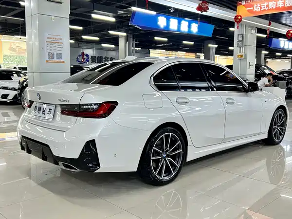 BMW 3 Series 2025
