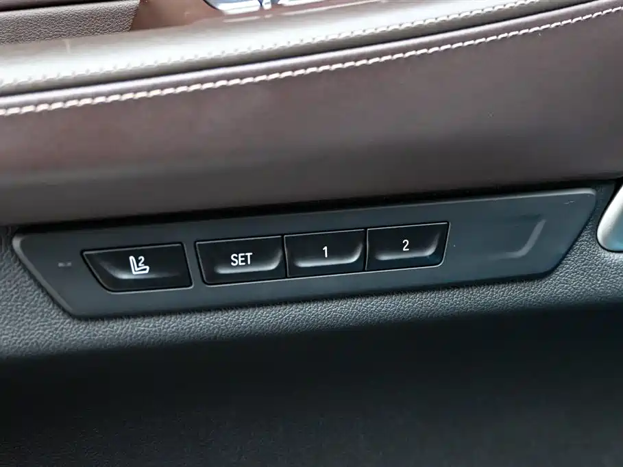 BMW 7 Series 2019 — фото 24