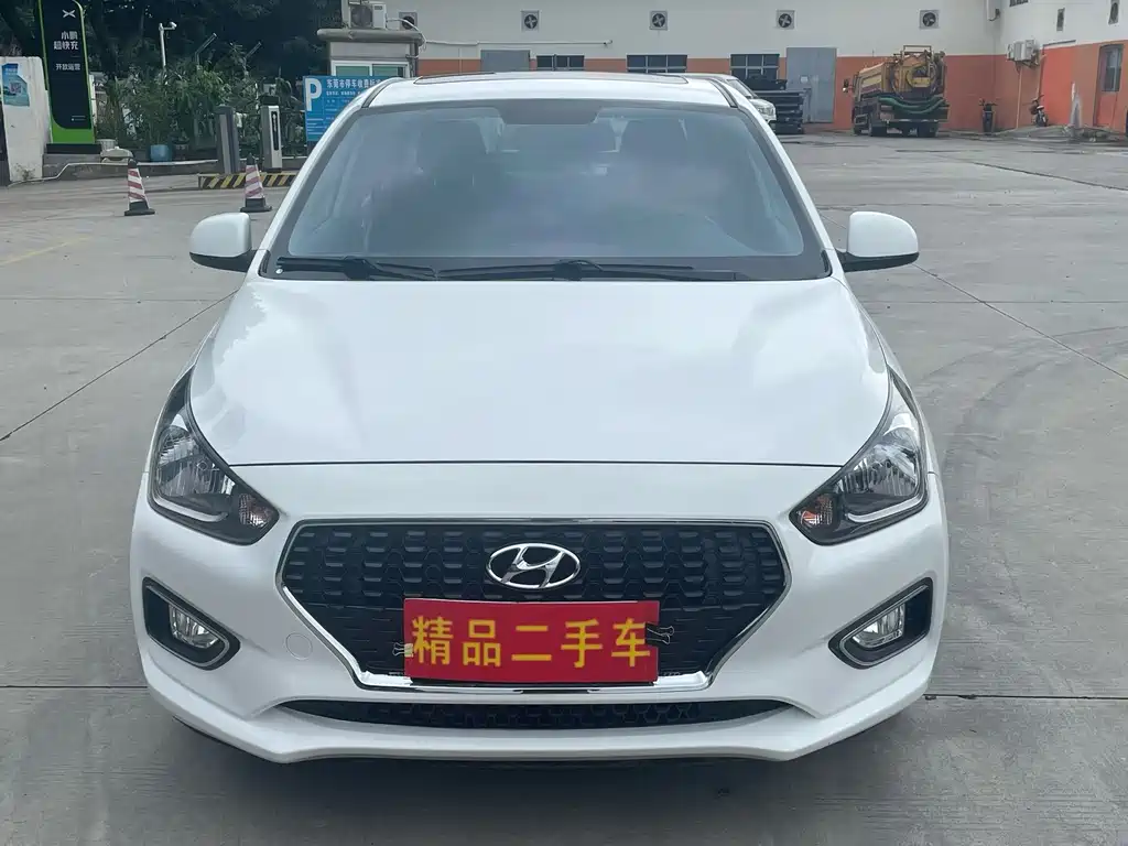 Hyundai Accent 2018 — фото 2