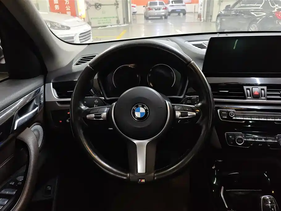 BMW X1 2021 — фото 15