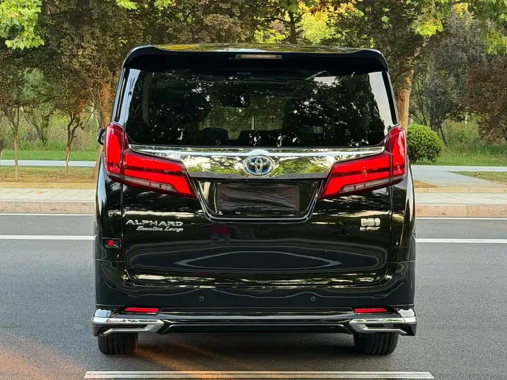 Toyota Vellfire 2020 — фото 8