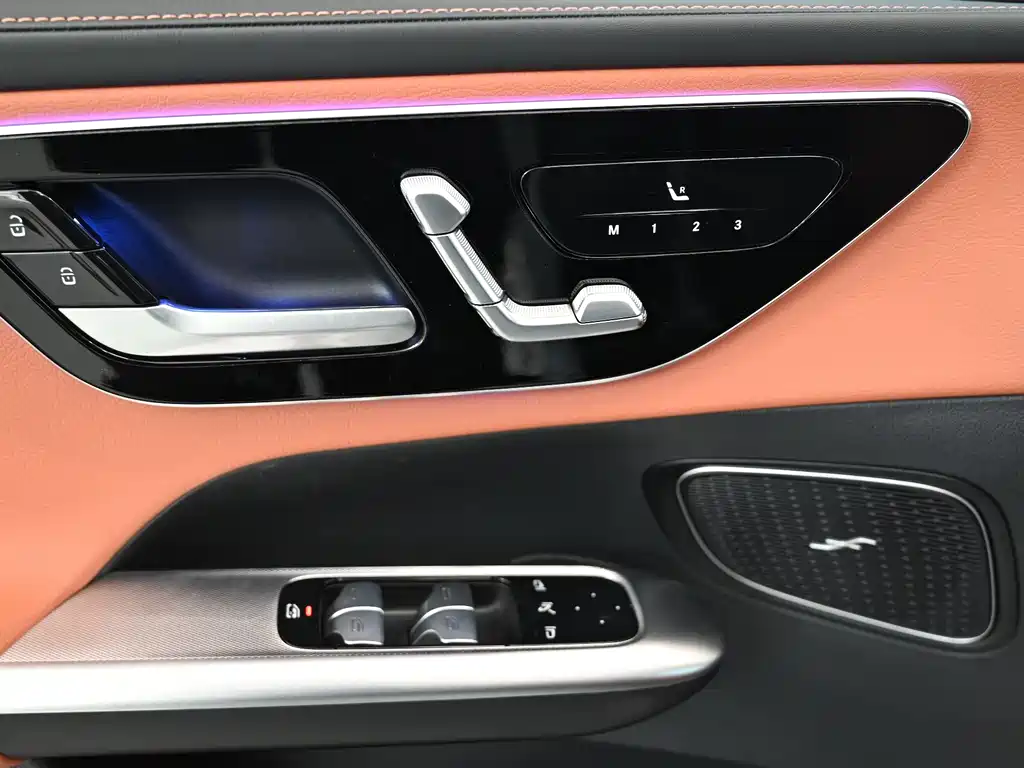Mercedes-Benz GLC 2024 — фото 27