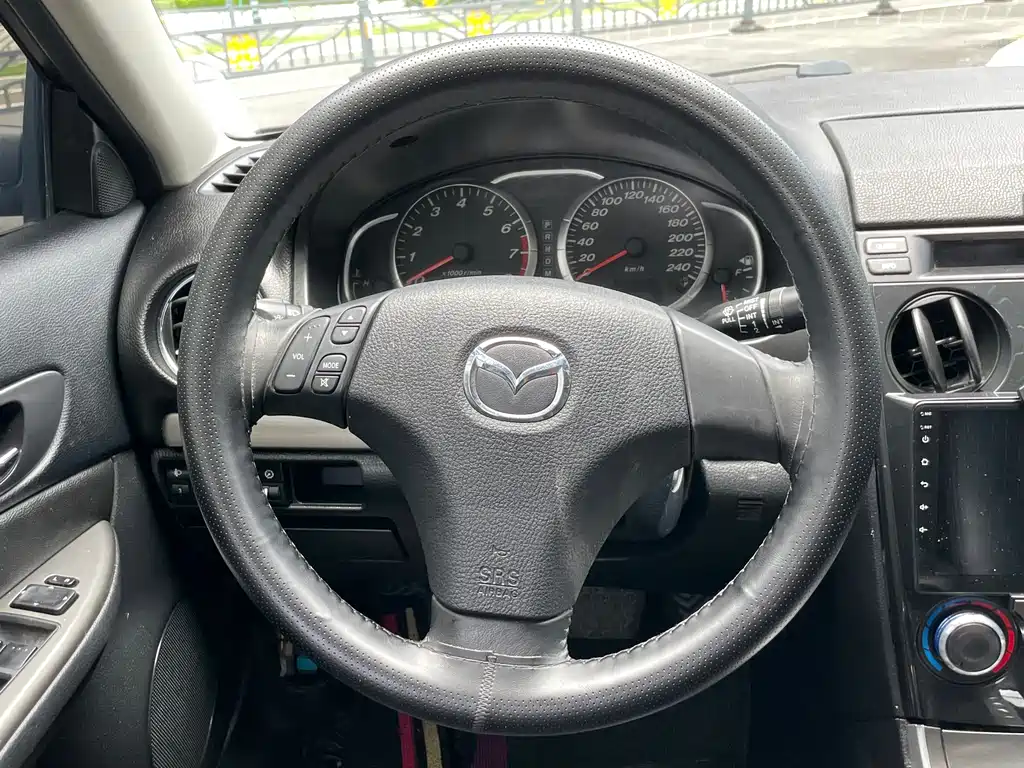 Mazda 6 2016 — фото 11