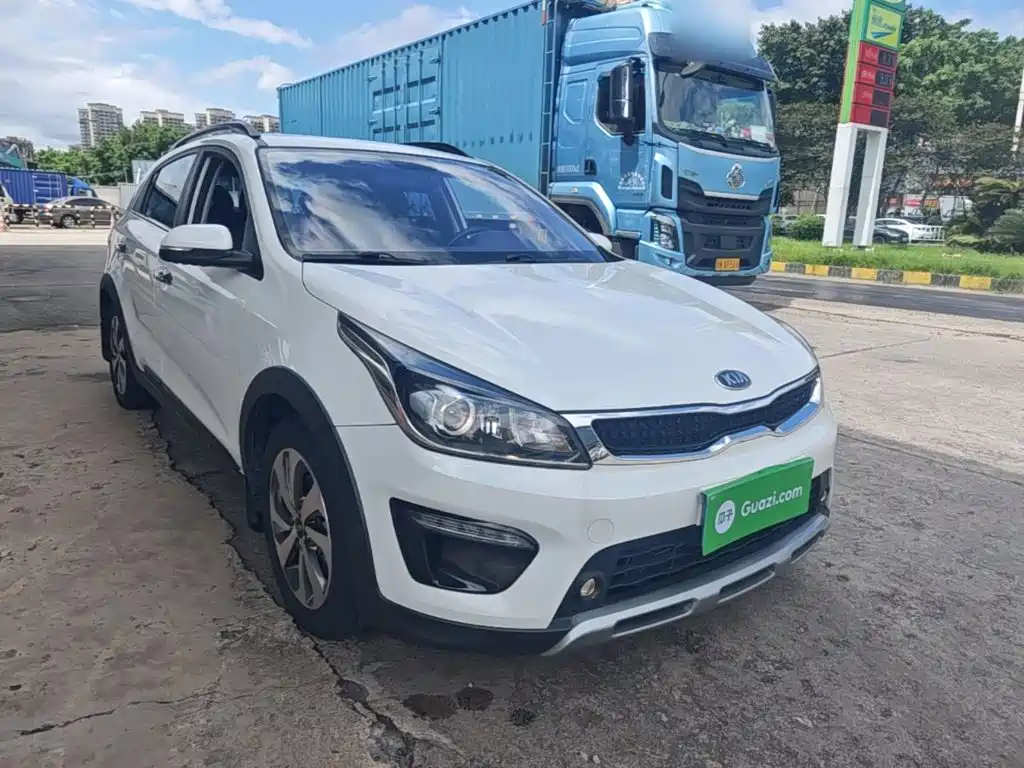 Kia KX Cross 2020 — фото 4