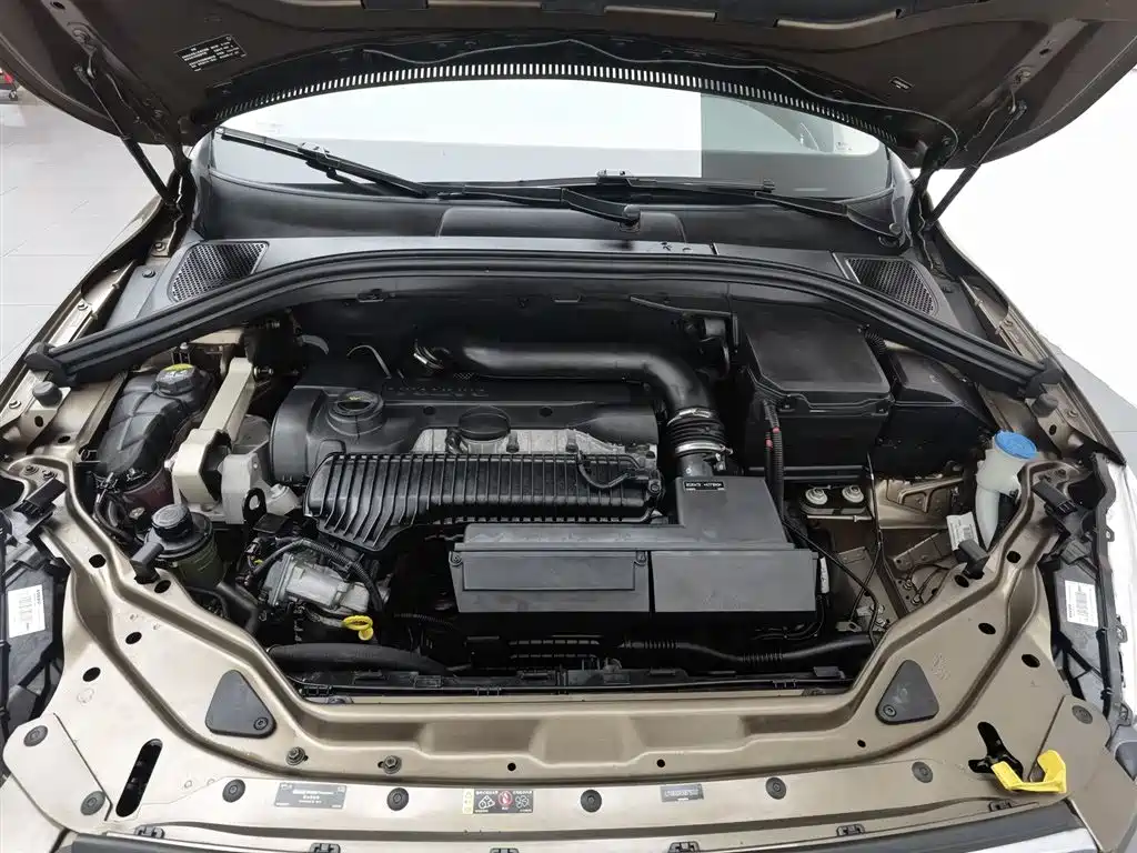 Volvo XC60 2015