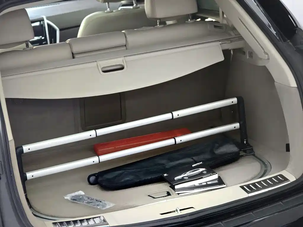 Cadillac SRX 2013 — фото 15