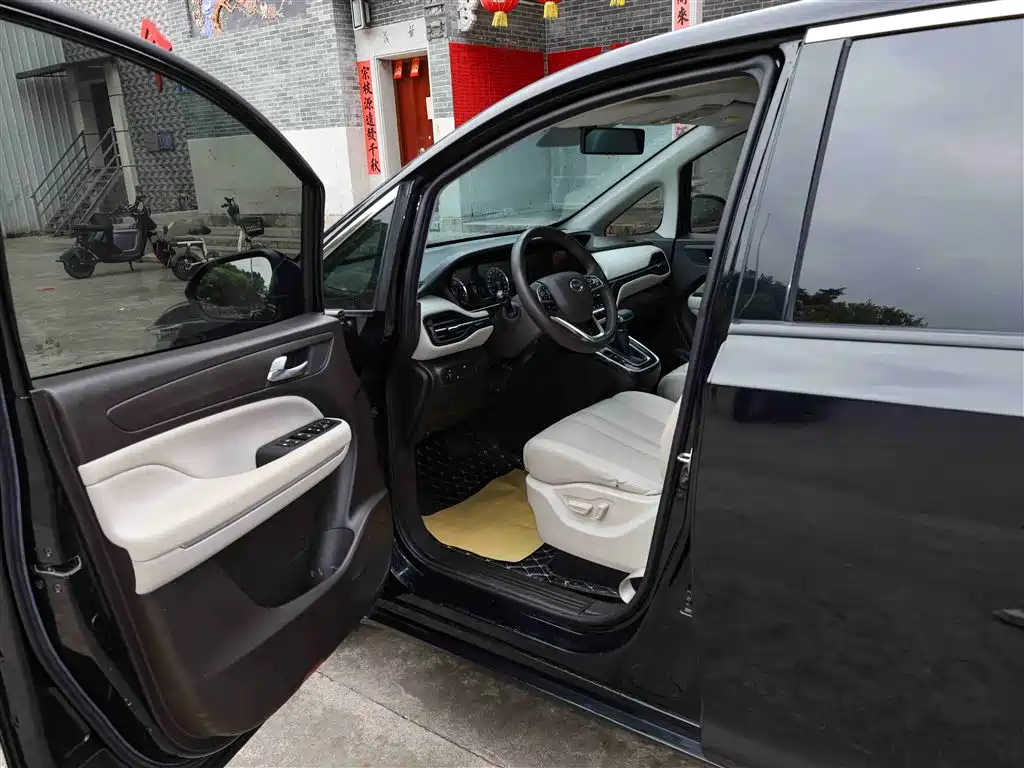 GAC Motor Trumpchi M6 2019 — фото 4