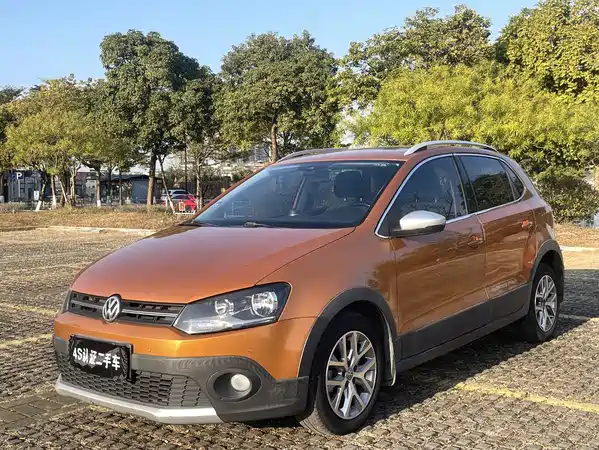 Volkswagen Polo 2016