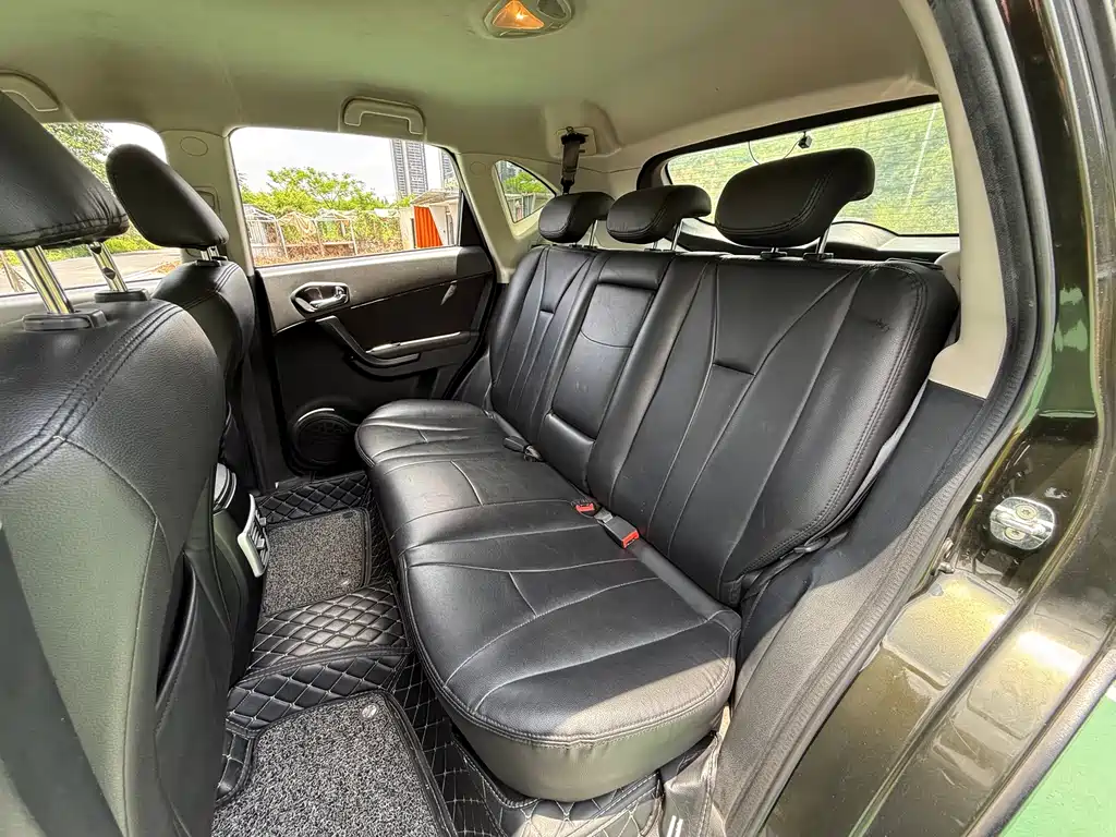 GAC Motor Trumpchi GS5 2014 — фото 9