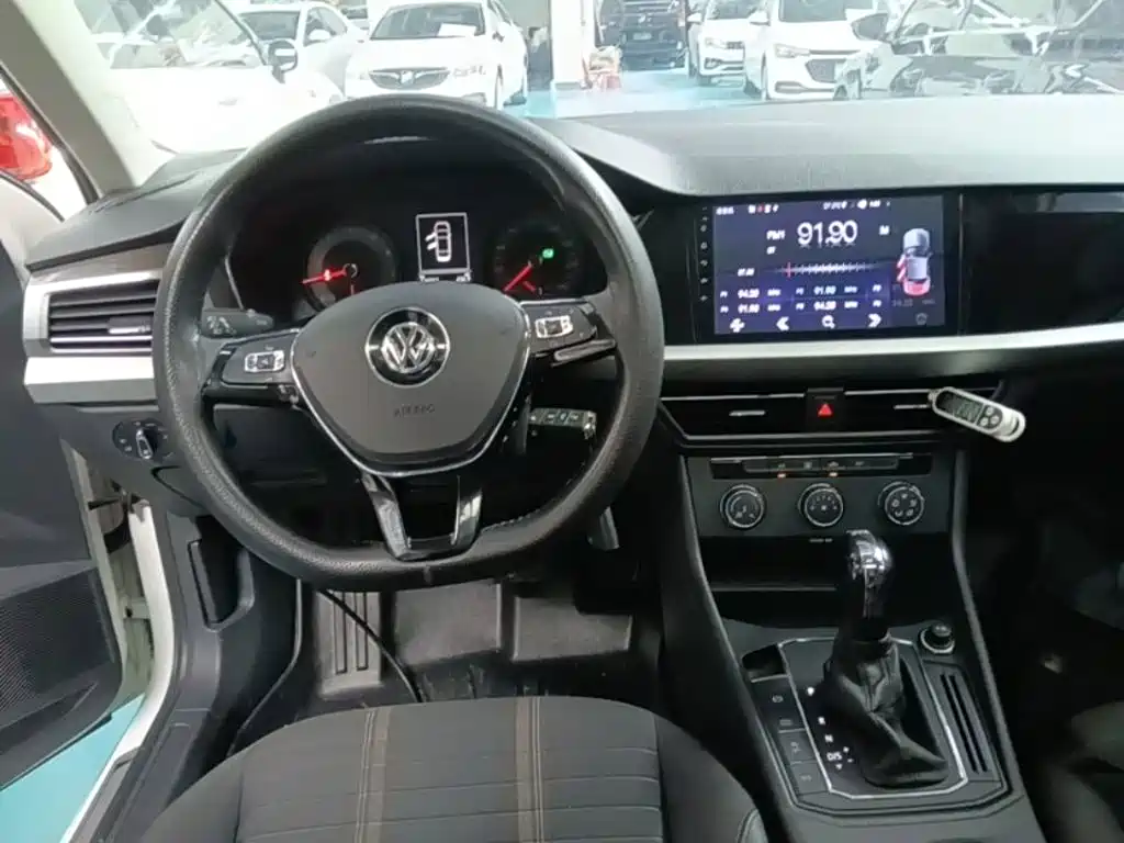 Volkswagen Lavida 2019 — фото 10