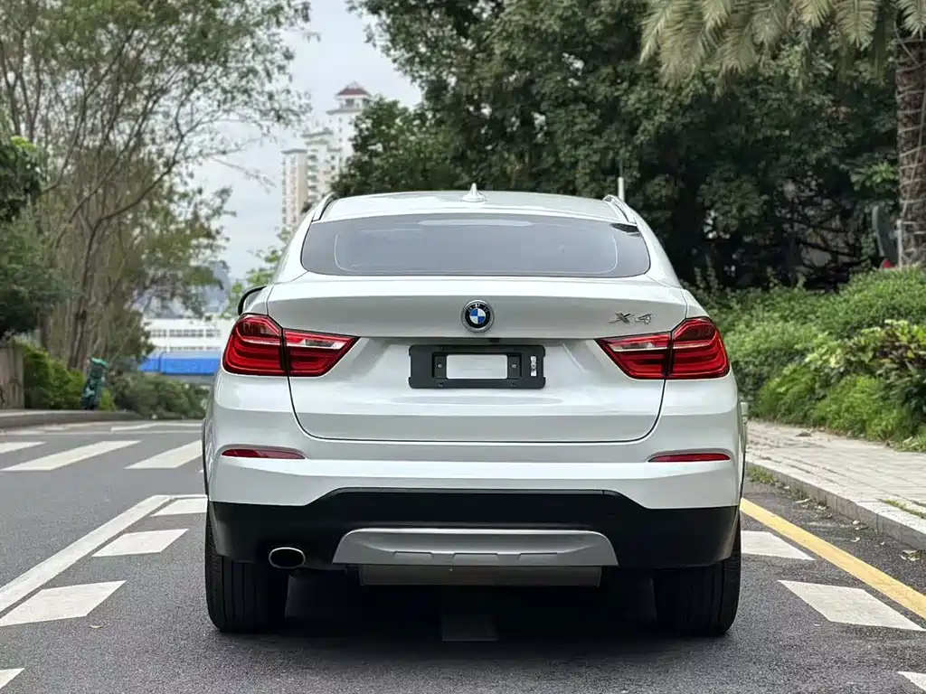 BMW X4 2018 — фото 12