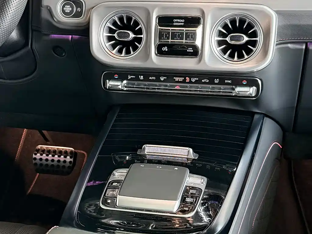 Mercedes-Benz G-Class 2025 — фото 12