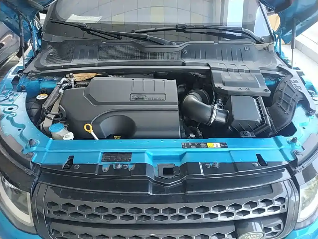 Land Rover Evoque 2018 — фото 20