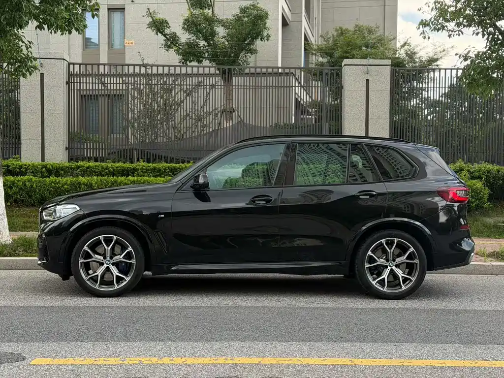 BMW X5 2020 — фото 12
