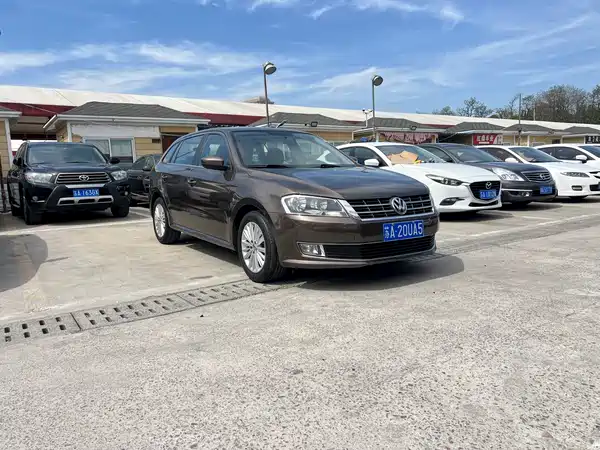 Volkswagen Gran Lavida 2013
