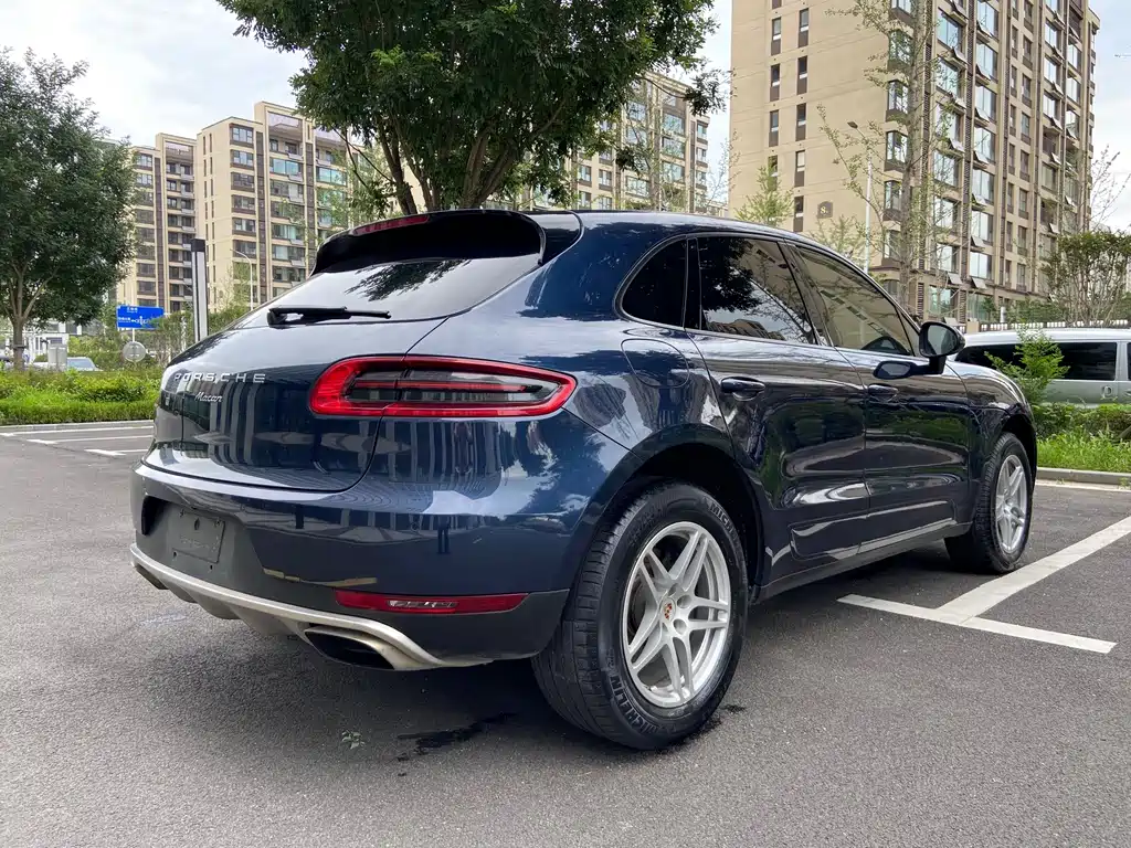Porsche Macan 2017 — фото 5