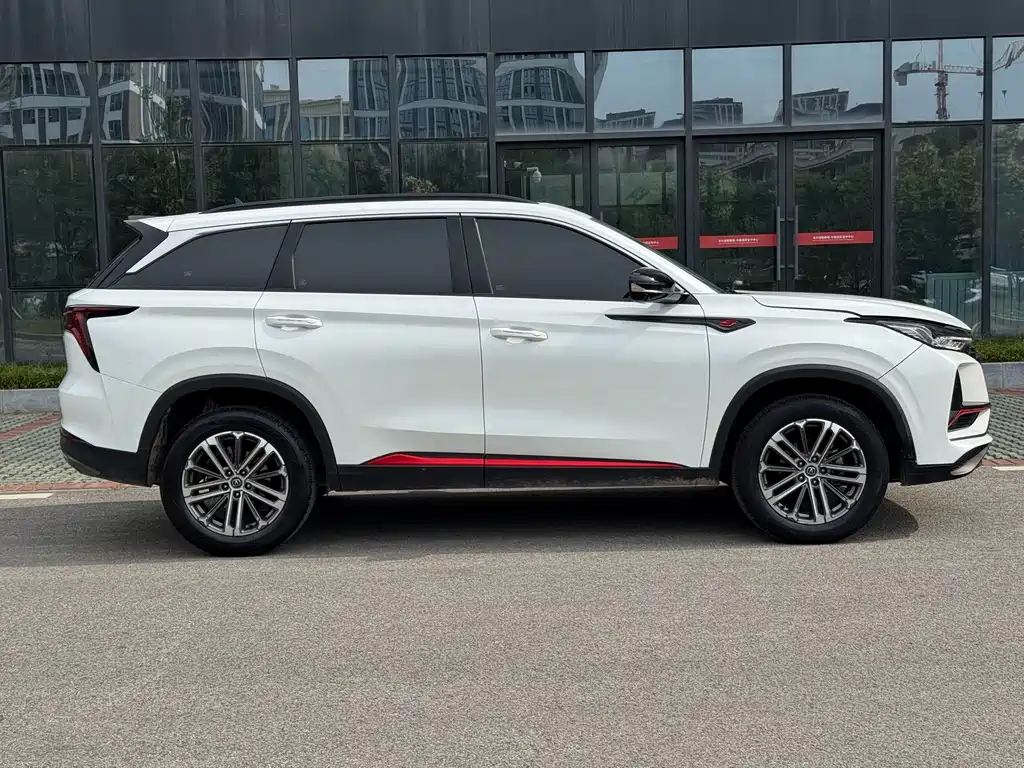 Changan CS75 PLUS 2022 — фото 8