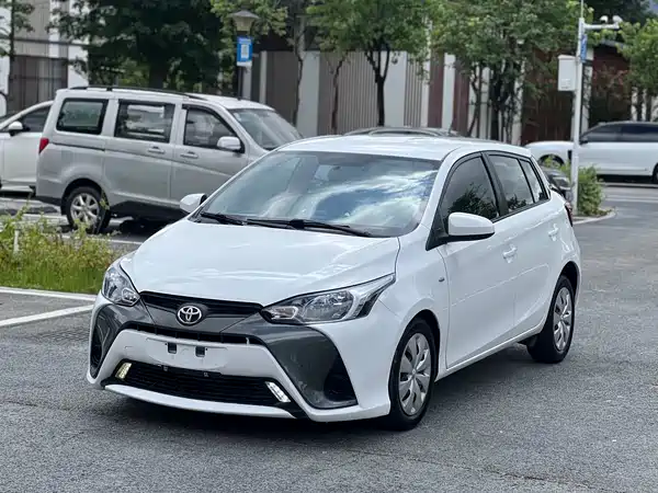 Toyota Yaris L 2017