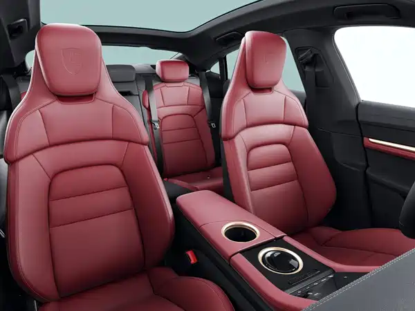 Porsche Taycan 2024