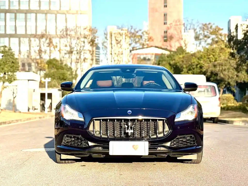 Maserati Quattroporte 2017 — фото 2