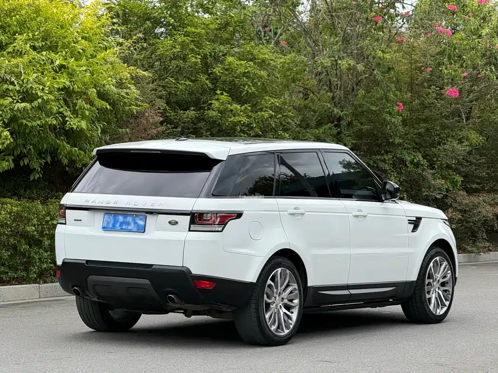 Land Rover Range Rover Sport 2016 — фото 7