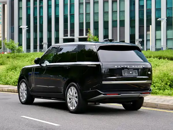 Land Rover Range Rover 2023