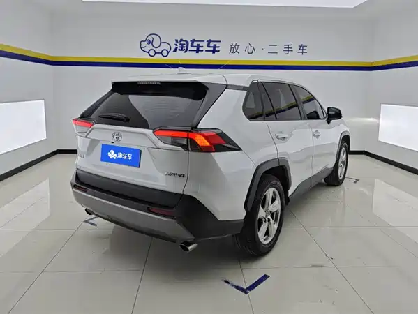Toyota RAV4 2022
