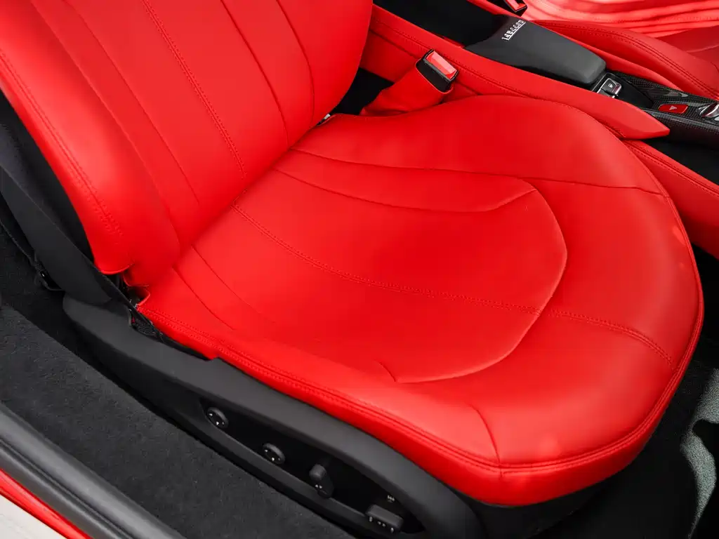 Ferrari F8 2023 — фото 14