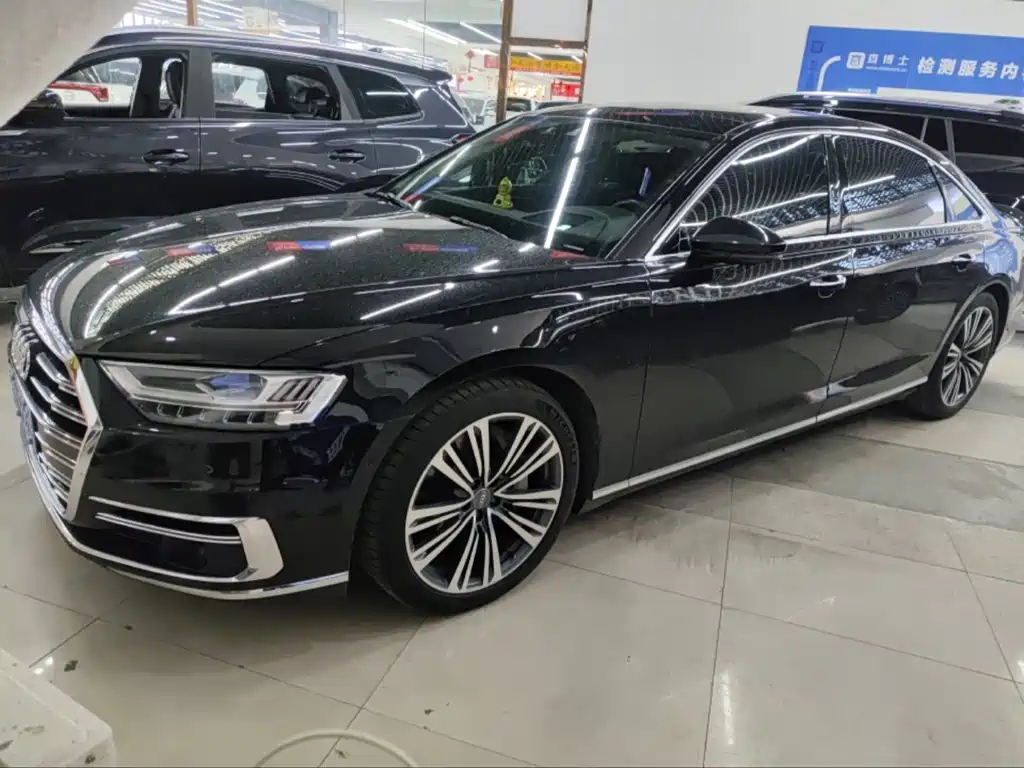 Audi A8 2019 — фото 11