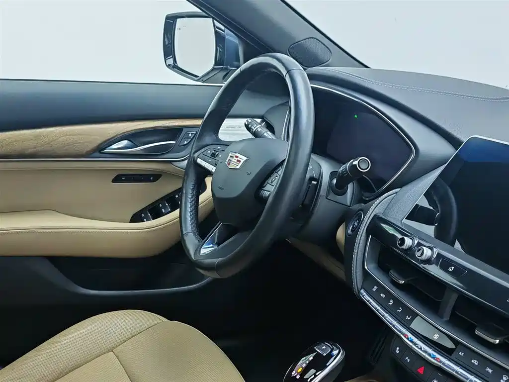 Cadillac CT5 2021 — фото 22