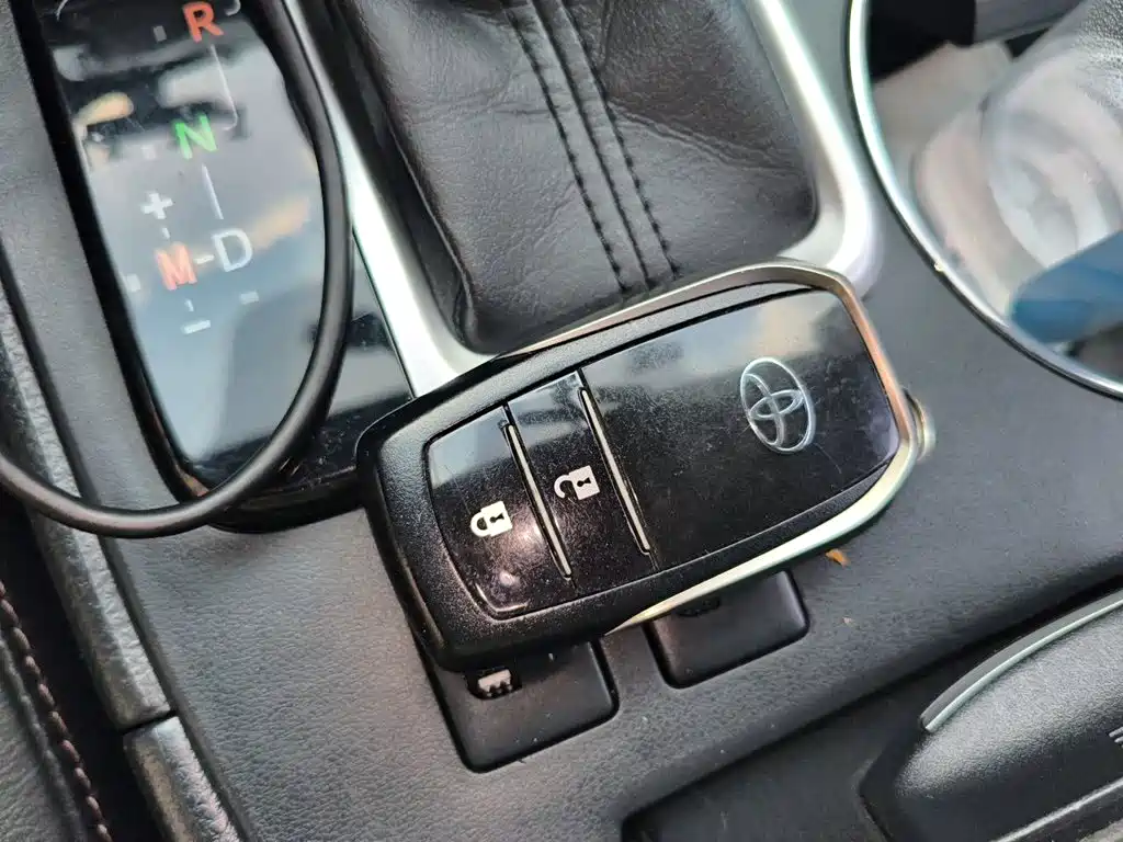 Toyota Highlander 2015 — фото 12