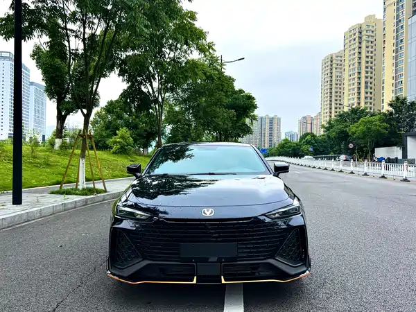 Changan UNI-V 2022