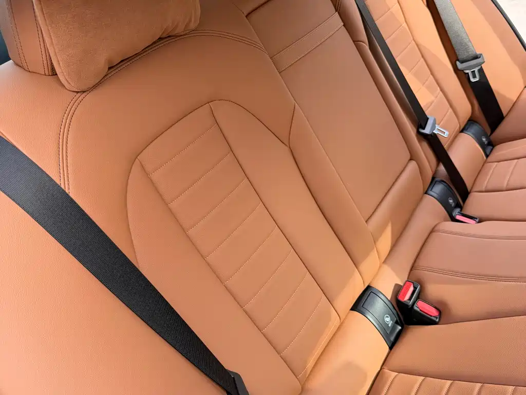 BMW 3 Series 2021 — фото 16